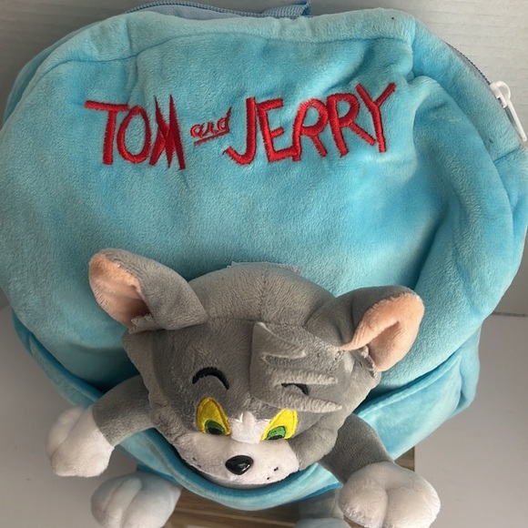 Tom and Jerry velvet soft kids plush backpack for any occasion. Detachable Tom - Picture 6 of 17